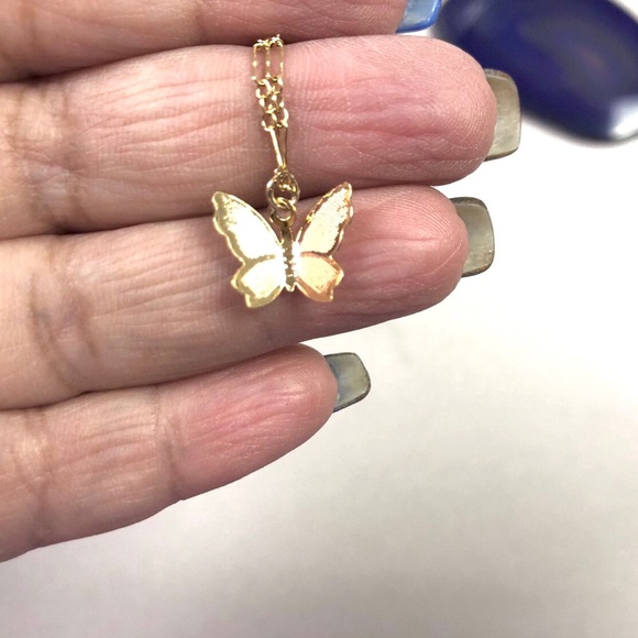 Butterfly Necklace, Dragonfly, Insect, Bee, Flower - Picture 6 of 9